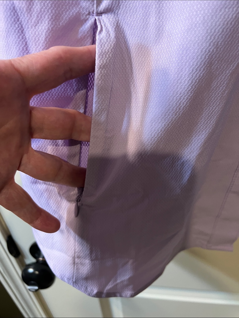 Eddie Bauer Sleeveless Button-Front Shirt in Light Lavender H293 - Picture 7 of 12